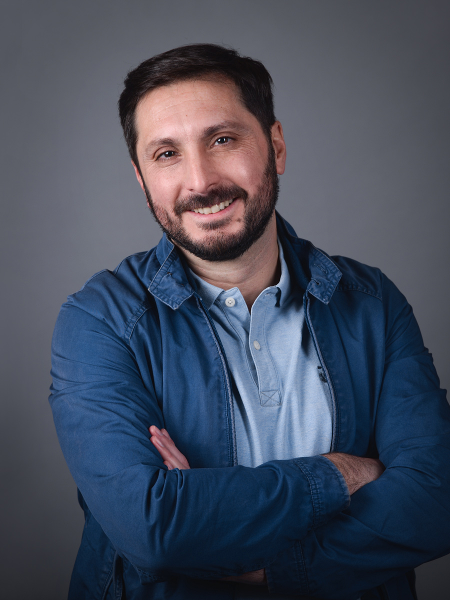 portrait_2.jpg